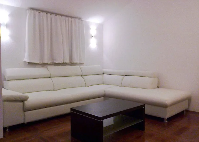 In Okrug Gornji 6167 Apartman *