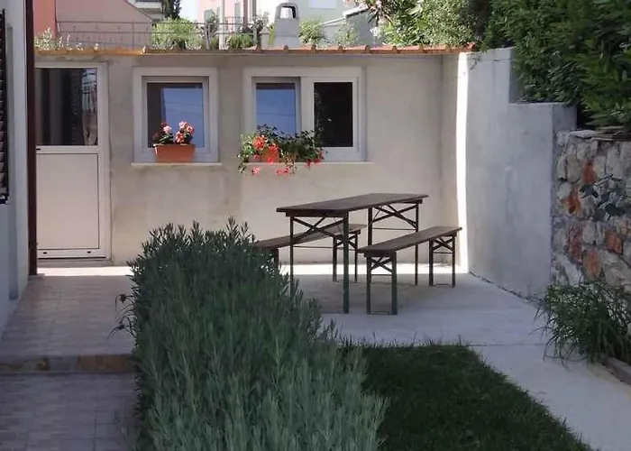 In Okrug Gornji 6167